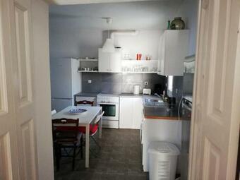 Hostal Costa Vasia Suites And Apartments