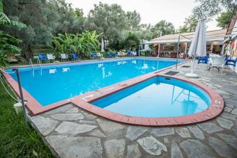 Apartamento Camping Kariotes Studios