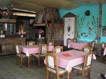 Hostal Apts And Rooms Zvonkic - Parking