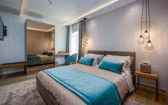 Hostal Relais And Wine San Tommaso