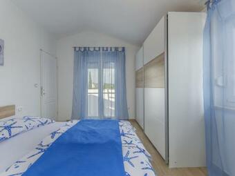 Villa Modernly Equipped Holiday House Near Rovinj With Private Pool For 6 Person