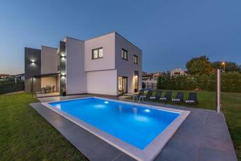 Villa Ena Castellier