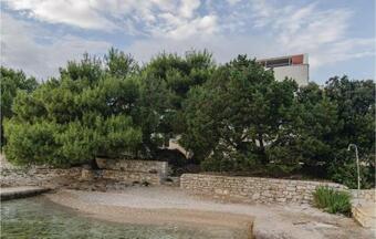 Apartment Loviste Loviste