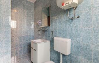 Awesome Home In Marcana W/ Outdoor Swimming Pool, Wifi And 10 Bedrooms