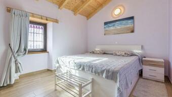 Hostal Authentic Istrian Villa Ive With A Swimming Pool