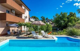 Three-bedroom Holiday Home In Matulji