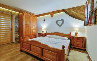 Three-bedroom Holiday Home In Novi Marof