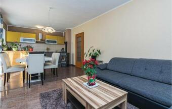 Four-bedroom Holiday Home In Pristeg