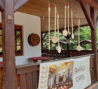 Posada Fakanalas Fogad�