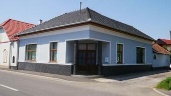 Hostal Idill Apartmanh�z B&B