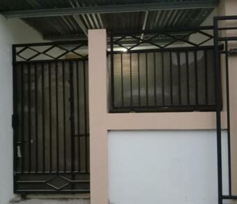 Bed & Breakfast Fm Penginapan