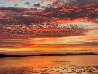 Stunning 4 Bedlog Cabin In Kerrykeel - Sleeps 10