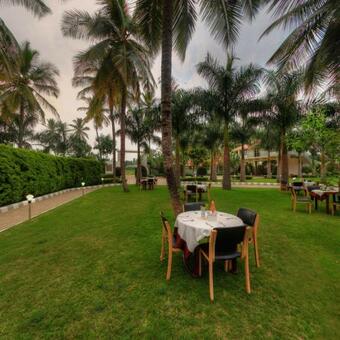 Hotel Nijaguna Resort & Spa - Near Brt Wildlife