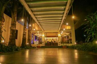 Hotel Aanik Greeves Lesiure Resort