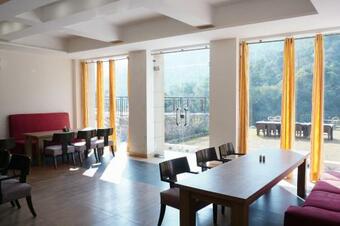 Hotel Royal Suites Chakki Mor