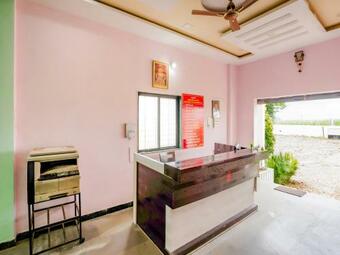 Spot On 79676 Hote Kinara Lodging And Restaurant