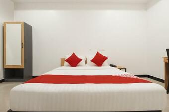 Hotel Oyo Flagship 36877 Sakthi Grand