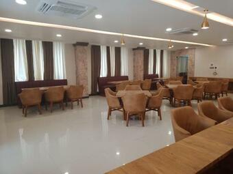 Hotel Dewdrop Yash Raj