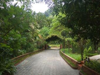 Hotel Munkudil Ayurveda & Yoga Retreat