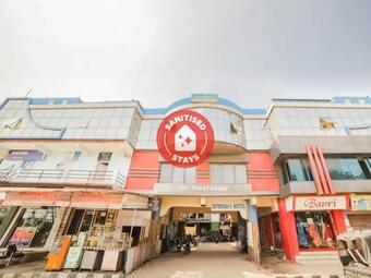 Oyo 46123 Seven Days Hotel And Restaurants