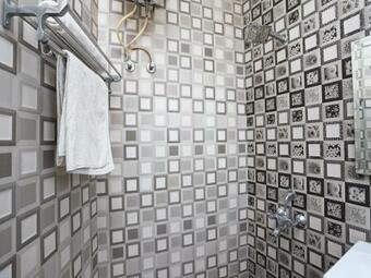 Oyo 43150 Hotel Uttam Heritage