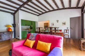 Apartamento Color Flat In Villa My Bellagio