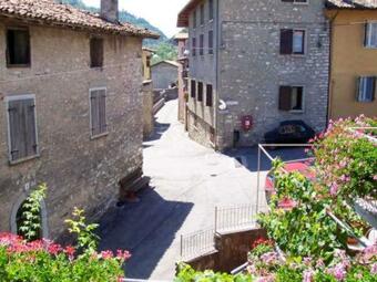 Apartment With 2 Bedrooms In Prabione With Wonderful Mountain View Furnished Balcony And Wifi 8 Km From The Beach