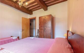 Two-bedroom Apartment In Gubbio -pg-