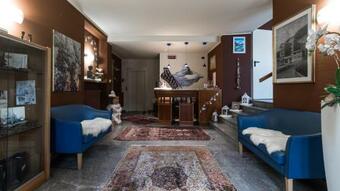 Pizzo Scalino Apartments