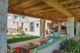 Cozzana Villa Sleeps 6 With Pool And Air Con