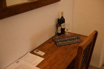 Hostal Fauzi Azar Inn