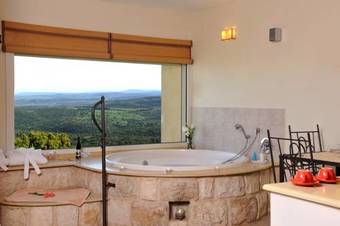 Lodge View 10 Amirim