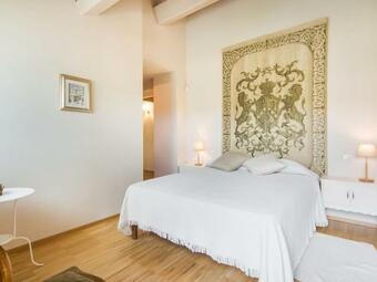 Serene Holiday Home In Montefiore Conca With Jacuzzi