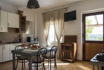 Agroturismo Poggio Vento Country House