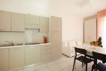 Apartamento Residence Hermitage Pietra Ligure - Ili02201-cyg