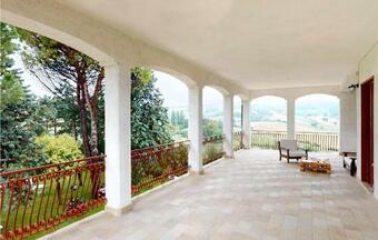 Nice Home In Pollenza With Wifi And 4 Bedrooms