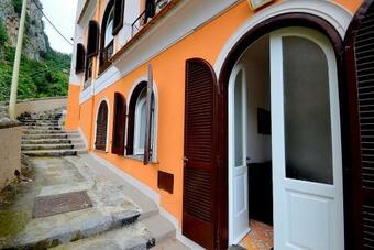 Ravello Villa Sleeps 2 Pool Air Con