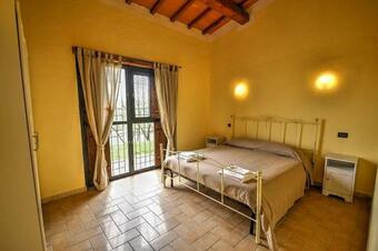 San Polo Villa Sleeps 4 Pool