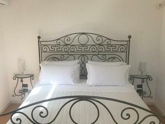 Benincasa Villa Sleeps 4 With Pool And Air Con