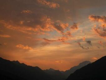 Apartment With Garden