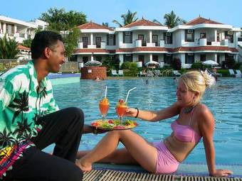 Hotel Heritage Village Club