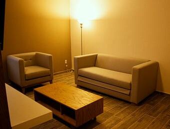 K'eri Inn Hotel & Hostal