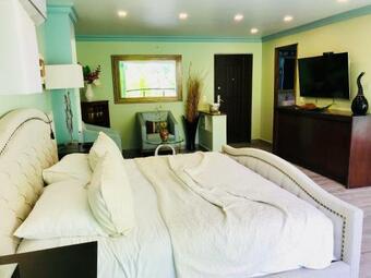 10 Million Dollar Villa For Rent