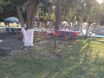 Hostal Room In Guest Room - Lodging And Camping The Island