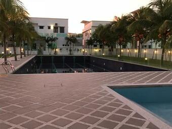 D Resort Homestay 16pax Bbq, Wifi, Swimming Pool Gyms