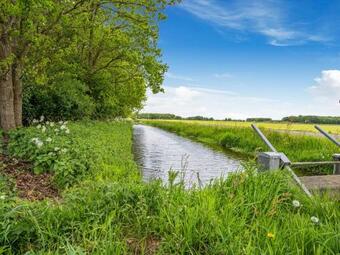 Lovely Holiday Home In Balkbrug With Jacuzzi And Garden