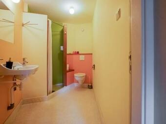 Splendid Holiday Home In Giethoorn With Hot Tub, Barbeque