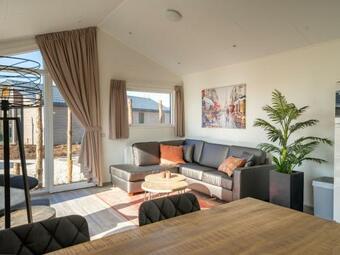 Holiday Home Resort De Kraaijenbergse Plassen-24