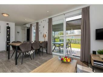 Brand New Chalet, 10 Minutes From The Oosterschelde