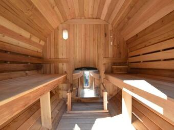 Enchanting Villa With Heated Pool, Jacuzzi And Sauna